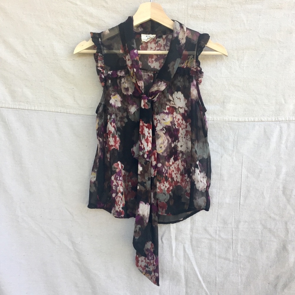 Blouse with Tie